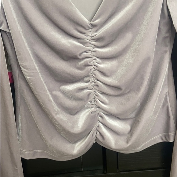 Urban outfitters velvet top - Picture 2 of 3